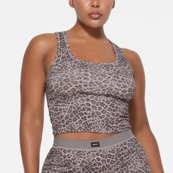 SKIMS Tops - SKIMS Women's Cotton Rib Tank Size M In Snow Leopard
